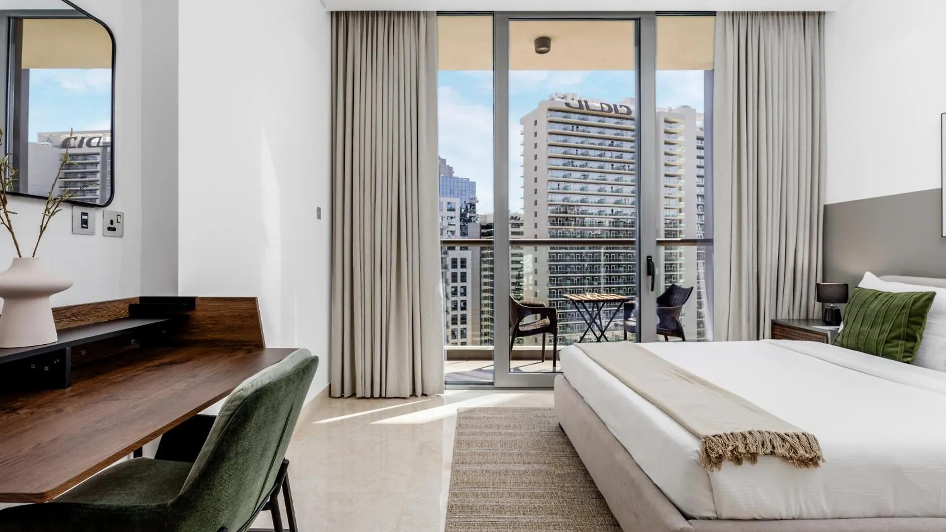 Apartment Maison Privee - Classy Urban Retreat With Amazing Dubai Canal Views United Arab Emirates