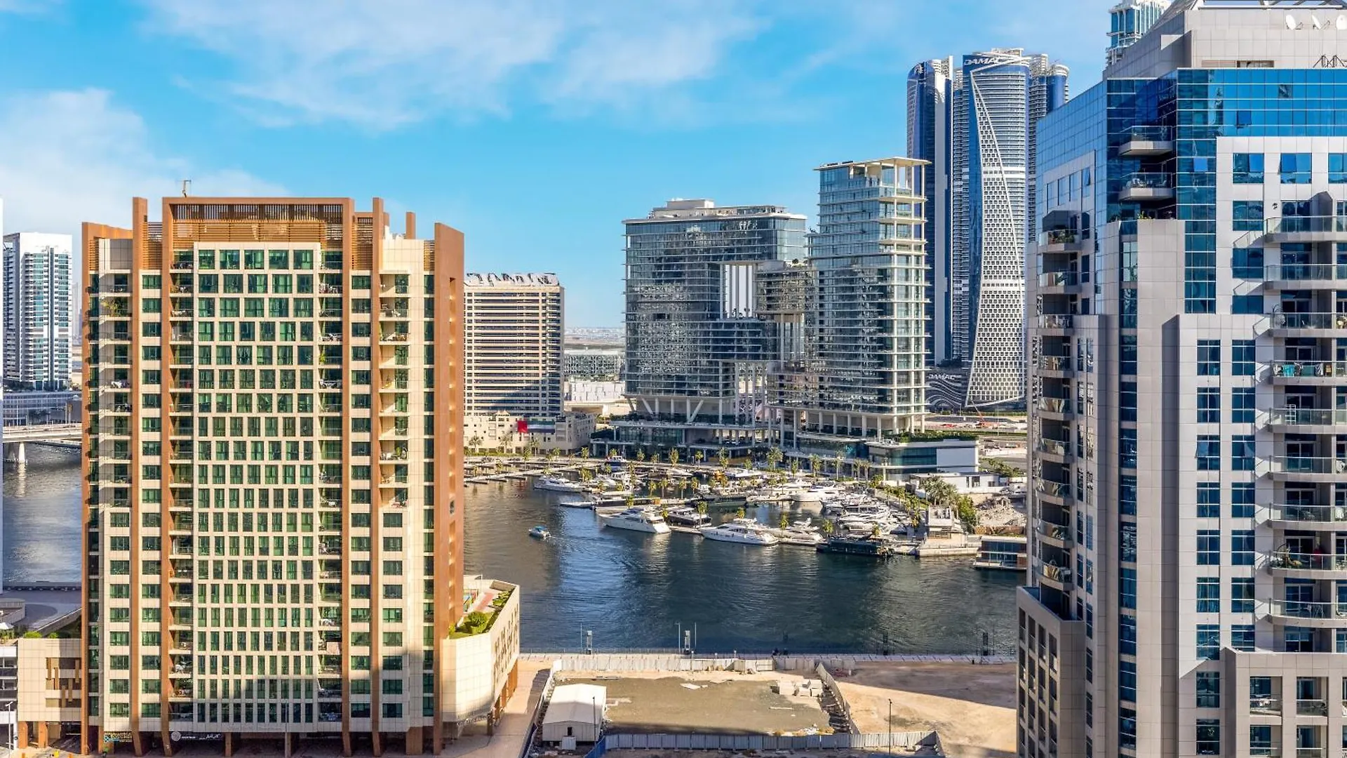 Apartment Maison Privee - Classy Urban Retreat With Amazing Dubai Canal Views